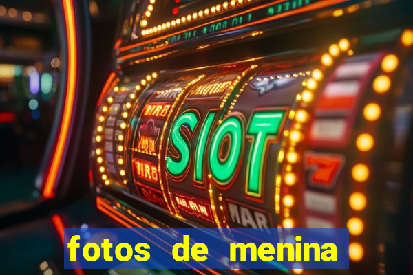 fotos de menina cacheada no espelho